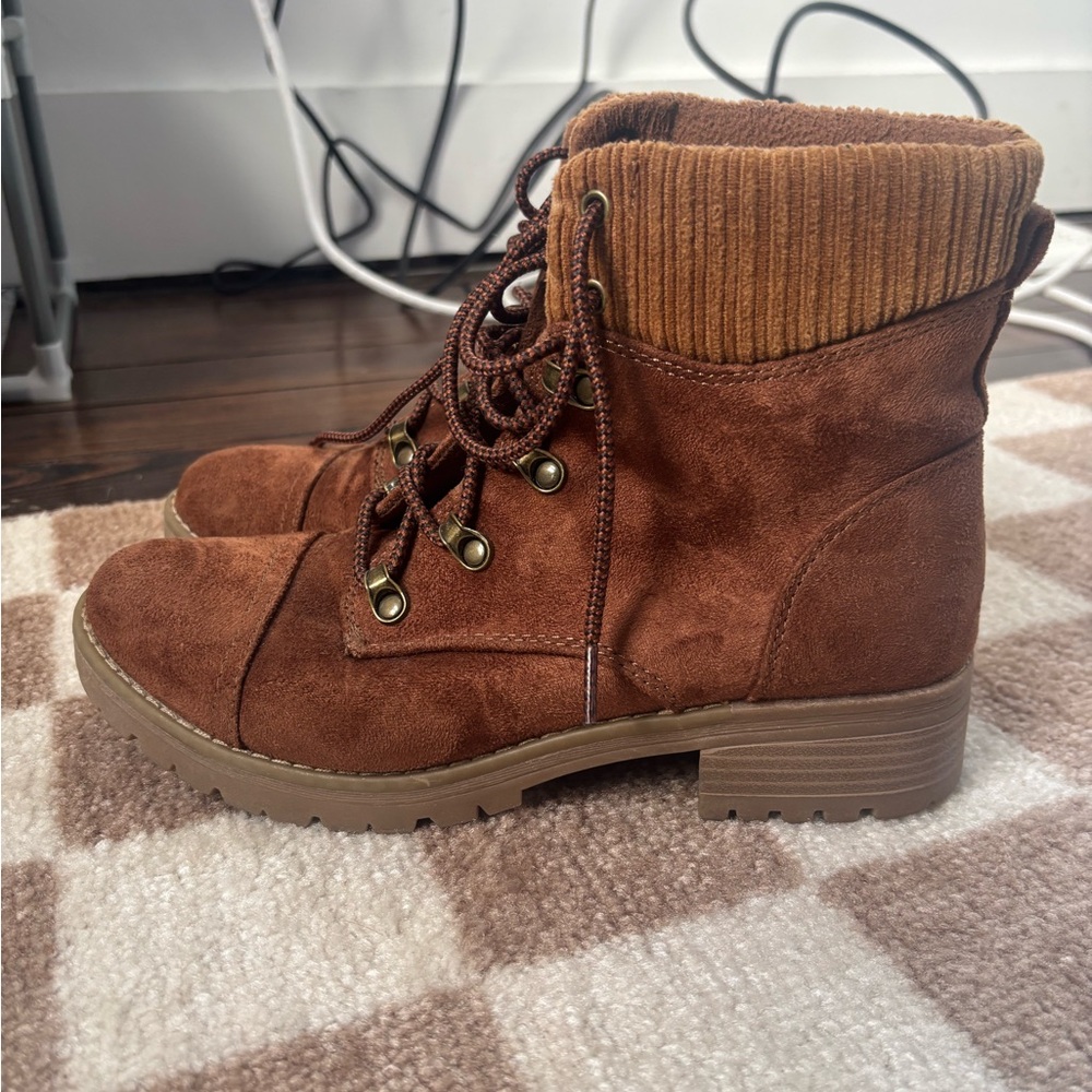 Target Boots - Picture 3 of 6